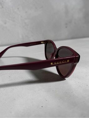 NWOT- Gucci Women's  GG1171SK model in color code 004 (Burgundy Red).